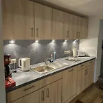 - 135 Qm - 3 Sz - 2 Terrassen - Naehe Insel Poel Ostsee