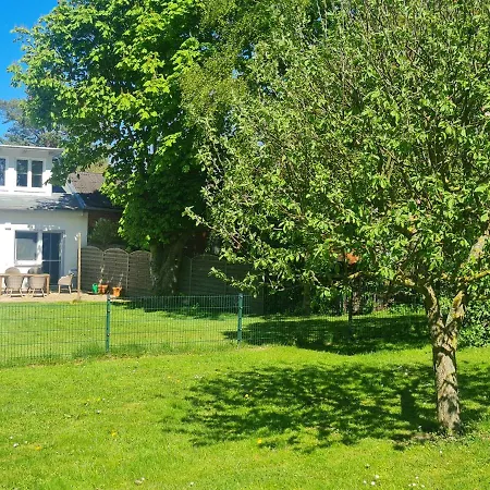 - 135 Qm - 3 Sz - 2 Terrassen - Naehe Insel Poel Ostsee