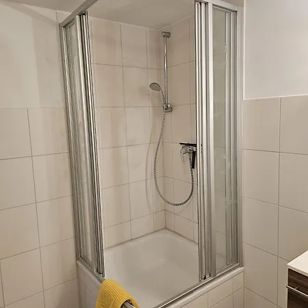 - 135 Qm - 3 Sz - 2 Terrassen - Naehe Insel Poel Ostsee