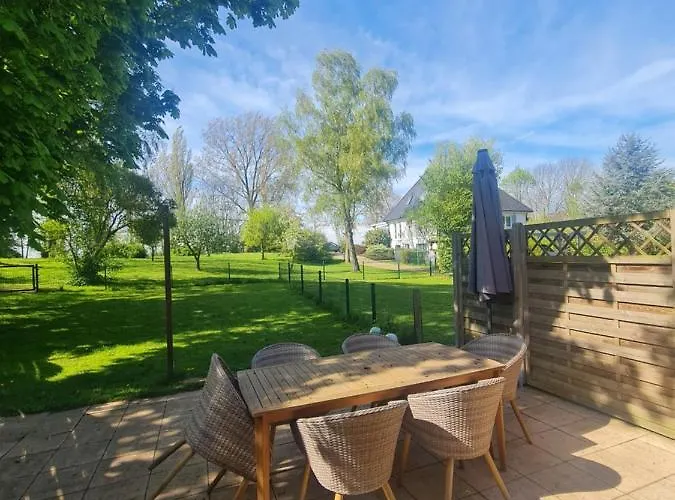Feriehus - 135 Qm - 3 Sz - 2 Terrassen - Naehe Insel Poel Ostsee *
