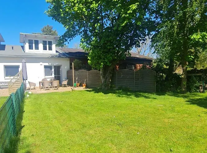- 135 Qm - 3 Sz - 2 Terrassen - Naehe Insel Poel Ostsee Feriehus Damekow