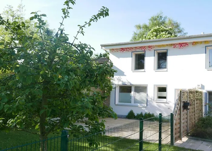 - 135 Qm - 3 Sz - 2 Terrassen - Naehe Insel Poel Ostsee Feriehus *